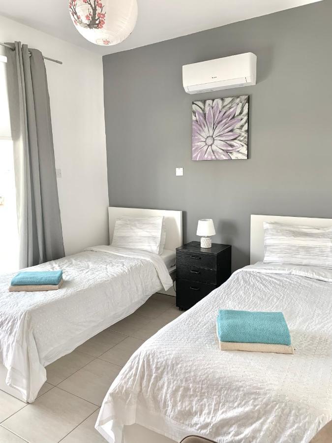 파포스 Diana Townhouse 1 아파트 외부 사진