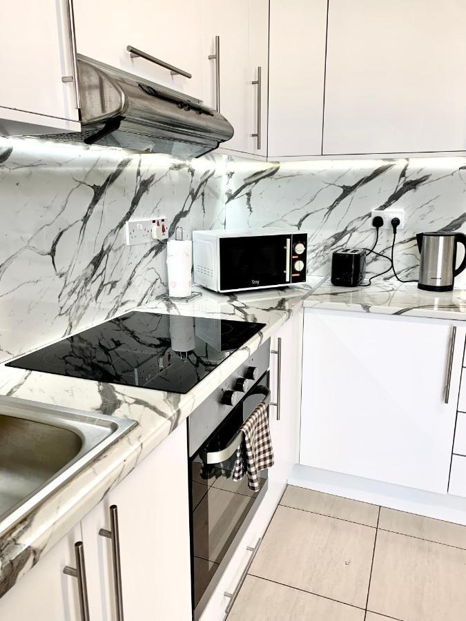 파포스 Diana Townhouse 1 아파트 외부 사진